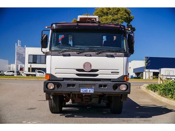 2010 TATRA T815 8X8 WHITE
