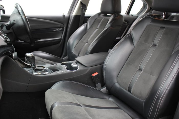 2016 Holden Commodore SV6 VF Series II MY16 Blue