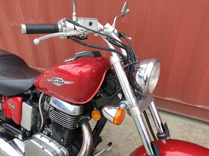 2015 Suzuki BOULEVARD S40 Red