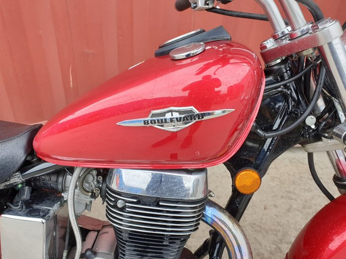 2015 Suzuki BOULEVARD S40 Red