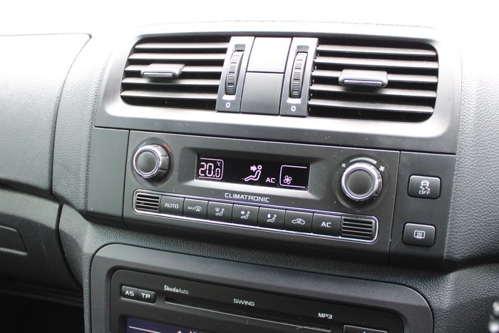 2012 SKODA Fabia RS 132TSI 5JF MY12 Green