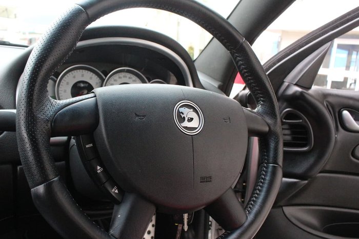 2006 Holden Special Vehicles Clubsport R8 Z Series MY06 Silver