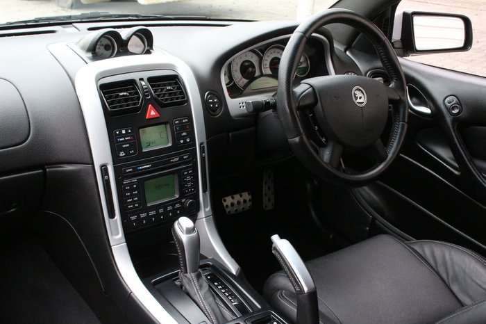 2006 Holden Special Vehicles Clubsport R8 Z Series MY06 Silver