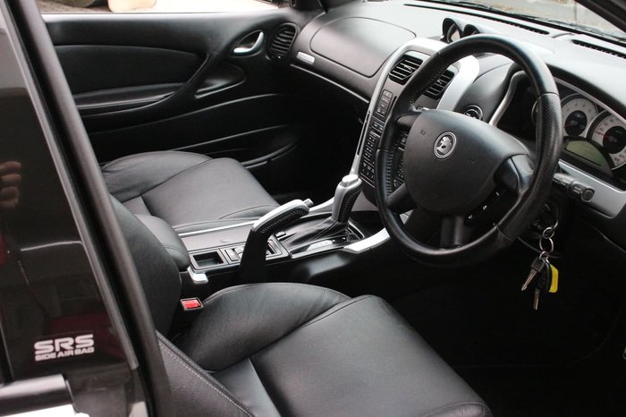 2006 Holden Special Vehicles Clubsport R8 Z Series MY06 Silver