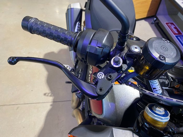 2019 Indian FTR 1200 S RED STEEL GRAY Red