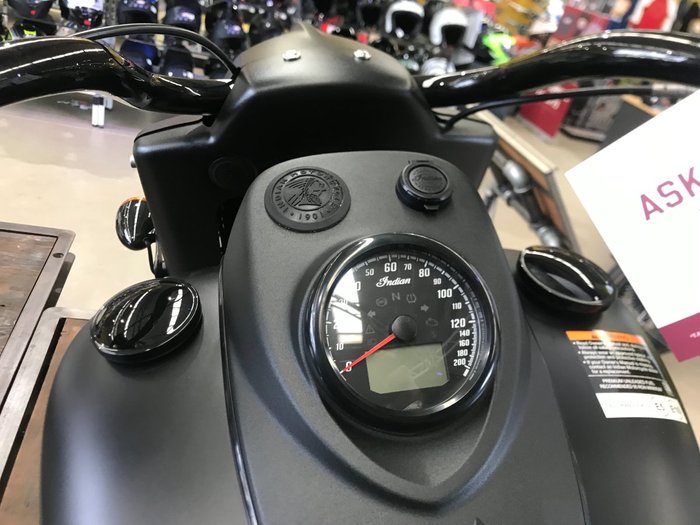 2021 Indian 2021 INDIAN 1900CC CHIEF VINTAGE DARK HORSE BLACK SMOKE CRUISER Black