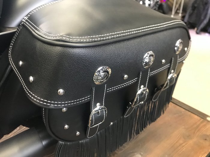 2021 Indian 2021 INDIAN 1900CC CHIEF VINTAGE DARK HORSE BLACK SMOKE CRUISER Black