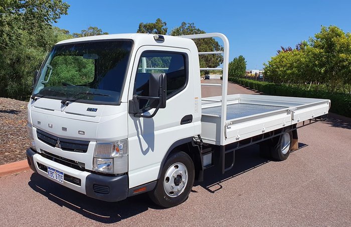 2018 FUSO 615 CANTER WHITE