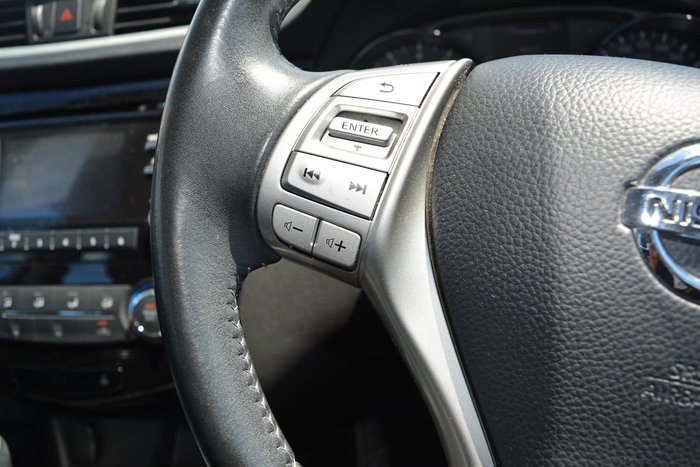 2017 Nissan QASHQAI N-SPORT J11 White