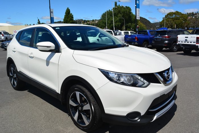 2017 Nissan QASHQAI N-SPORT J11 White