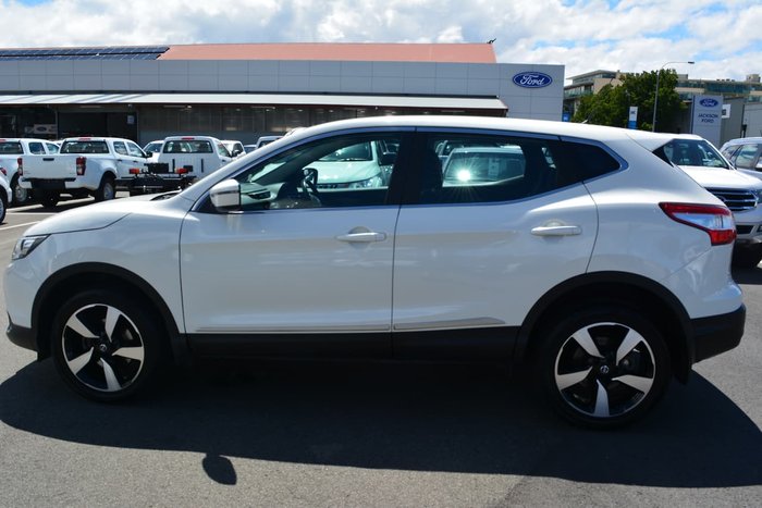 2017 Nissan QASHQAI N-SPORT J11 White