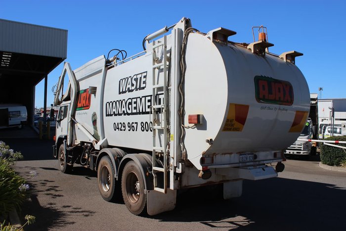 2005 IVECO ACCO WHITE