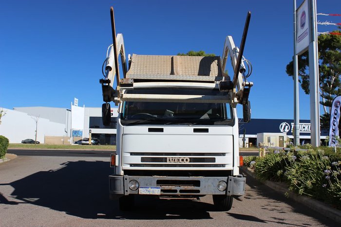 2005 IVECO ACCO WHITE