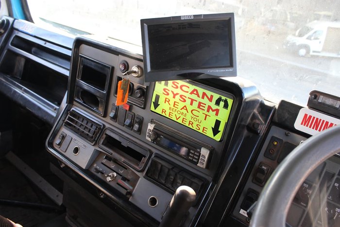 2005 IVECO ACCO WHITE