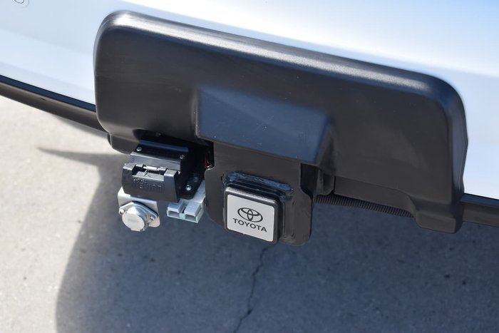 2015 Toyota Fortuner GXL GUN156R 4X4 Dual Range White