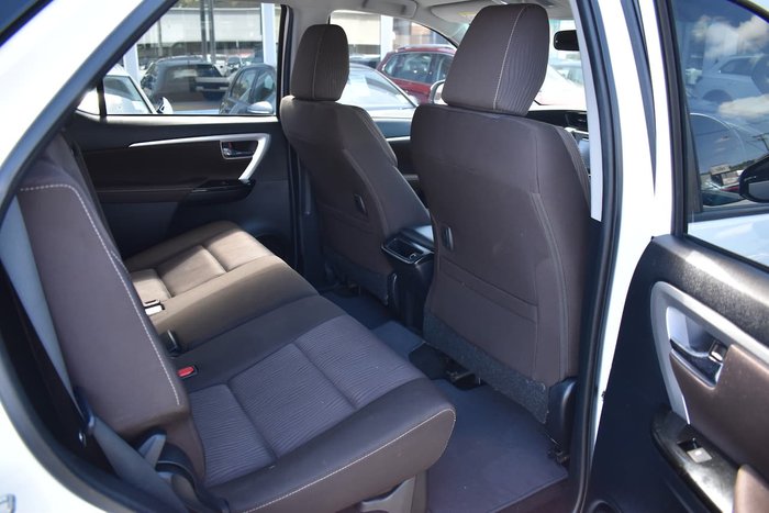 2015 Toyota Fortuner GXL GUN156R 4X4 Dual Range White