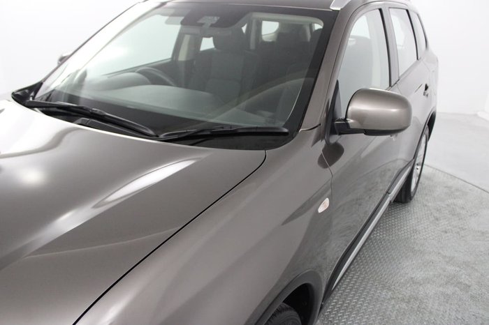 2019 Mitsubishi Outlander ES ZL MY20 4X4 On Demand Brown