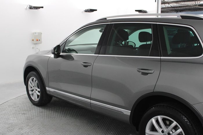 2017 Volkswagen Touareg 150TDI Element 7P MY17 Four Wheel Drive Grey