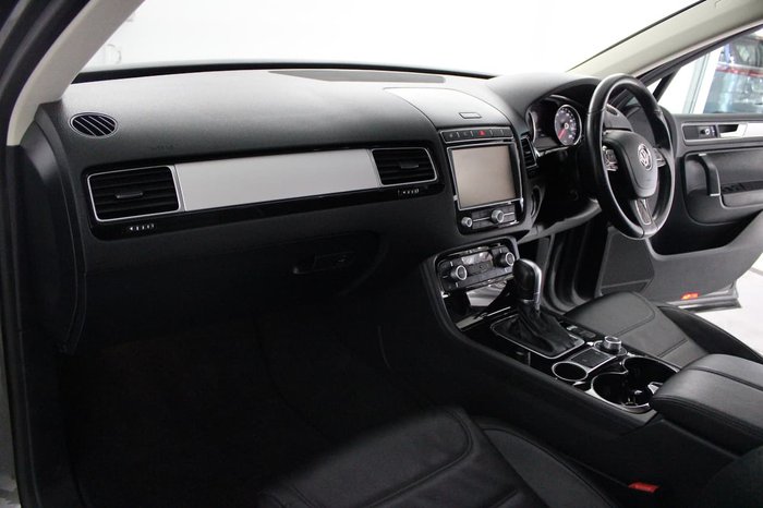 2017 Volkswagen Touareg 150TDI Element 7P MY17 Four Wheel Drive Grey