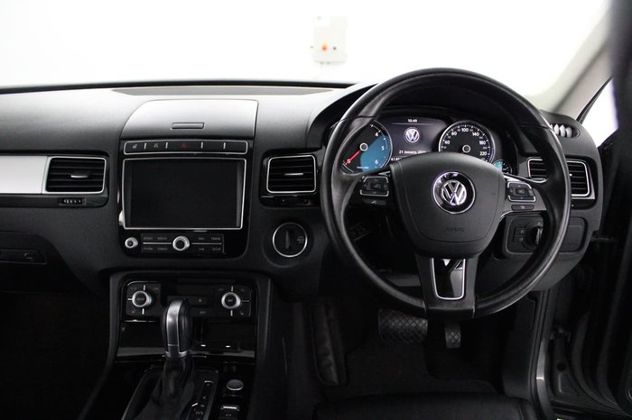 2017 Volkswagen Touareg 150TDI Element 7P MY17 Four Wheel Drive Grey