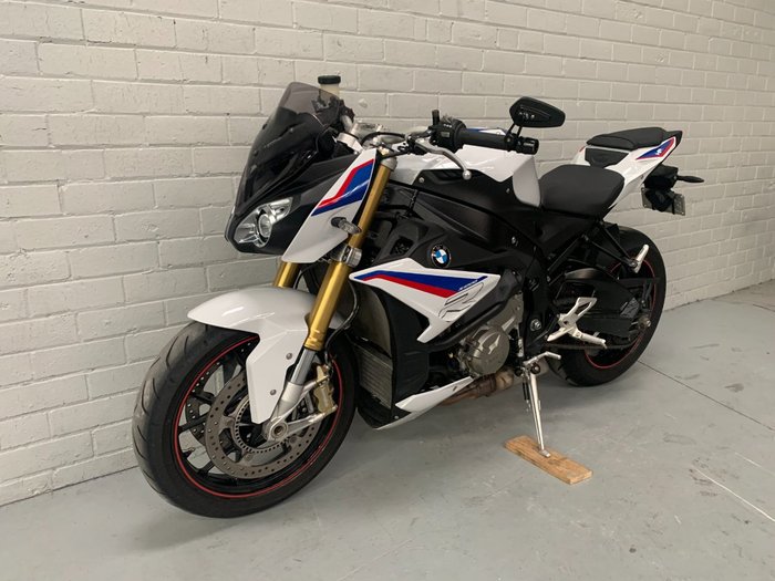 2019 BMW S 1000 R