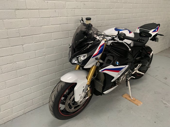 2019 BMW S 1000 R