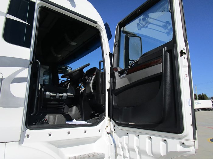 2011 MAN TGX 26-540 WHITE