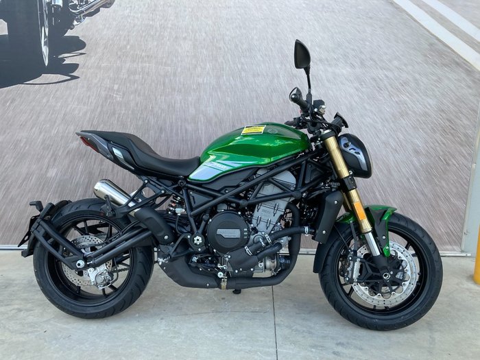 2021 Benelli 2021 Benelli 750CC 752S Road Green