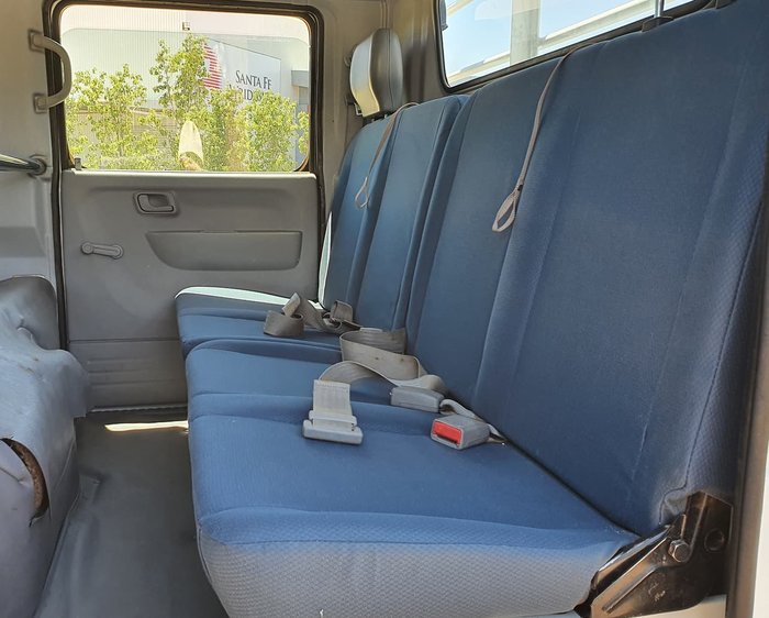 2016 FUSO FG CANTER WHITE