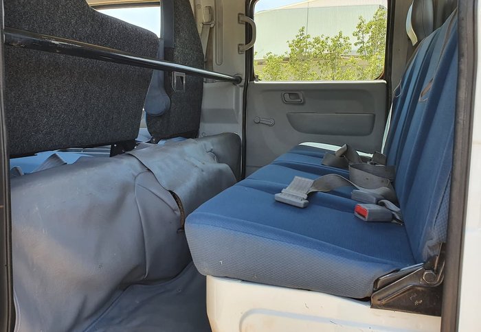 2016 FUSO FG CANTER WHITE