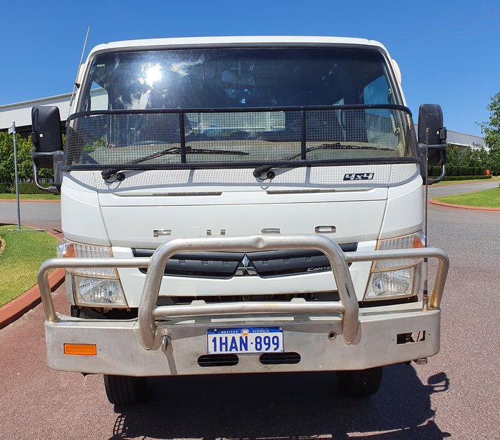 2016 FUSO FG CANTER WHITE