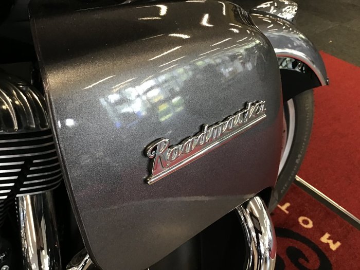 2016 Indian ROADMASTER THUNDER BLACK