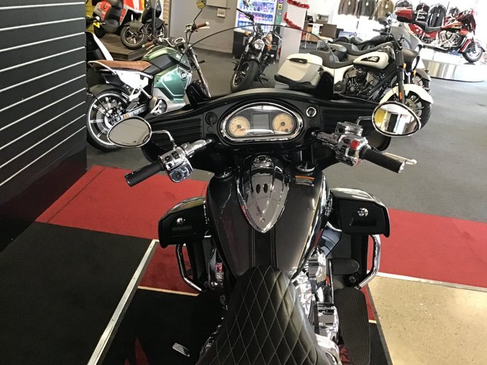 2016 Indian ROADMASTER THUNDER BLACK