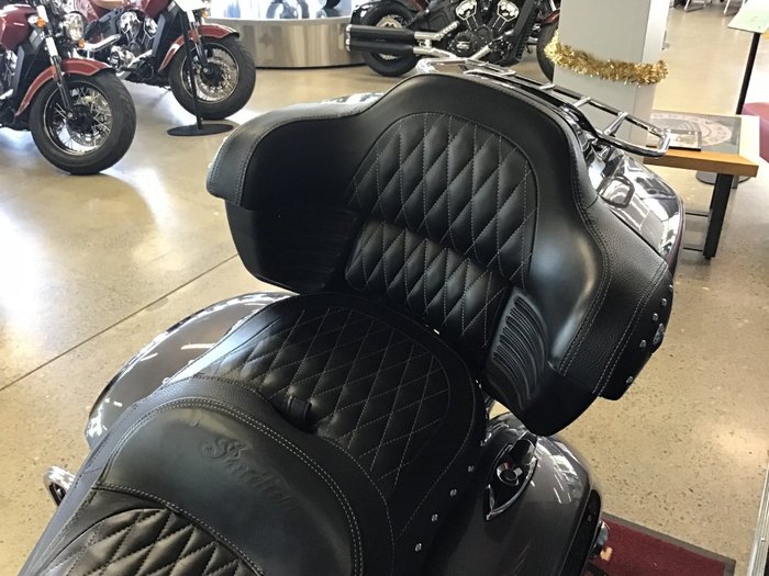 2016 Indian ROADMASTER THUNDER BLACK