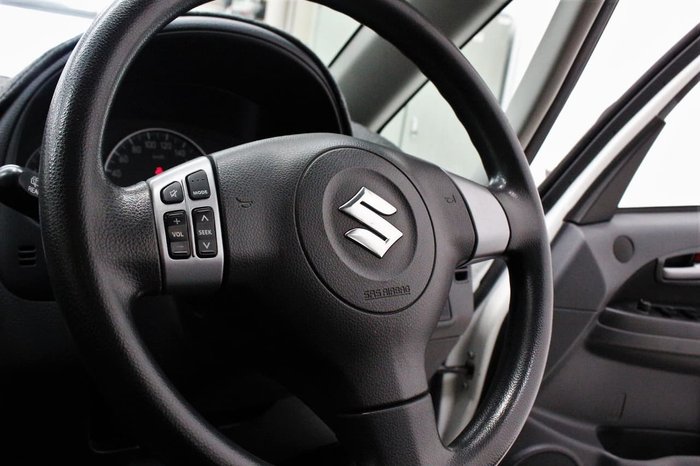 2009 Suzuki SX4 GYB 4X4 On Demand White