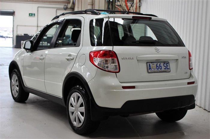 2009 Suzuki SX4 GYB 4X4 On Demand White