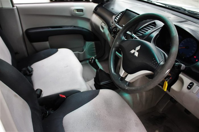 2007 Mitsubishi Triton GL ML MY07 White