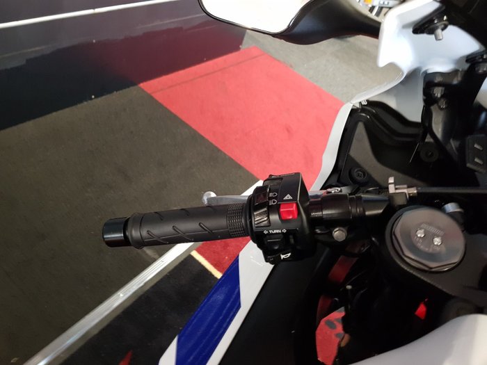 2015 Honda CBR1000RR (FIREBLADE) Red