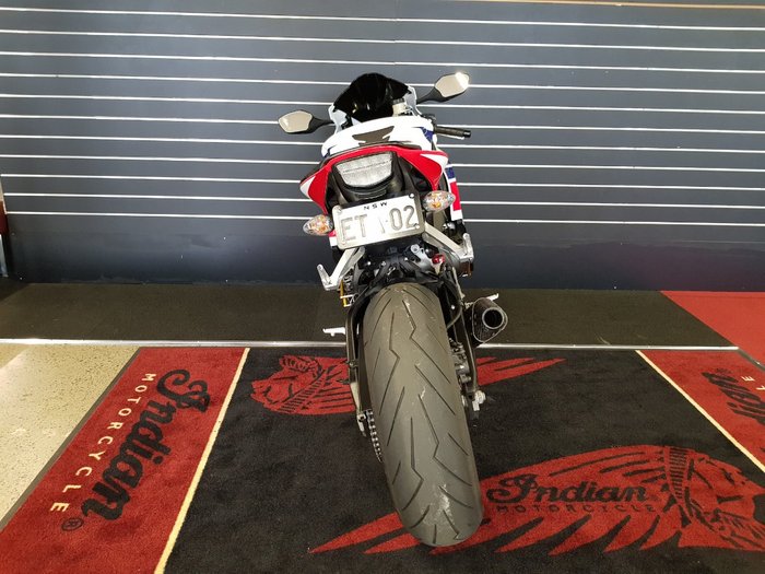 2015 Honda CBR1000RR (FIREBLADE) Red