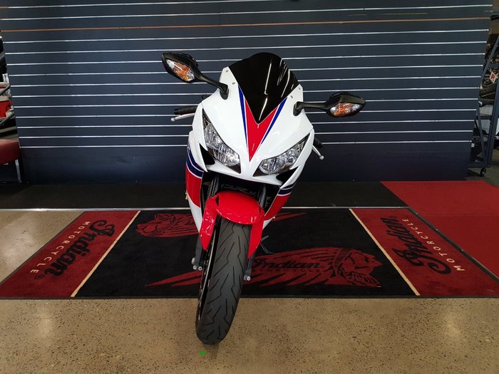 2015 Honda CBR1000RR (FIREBLADE) Red