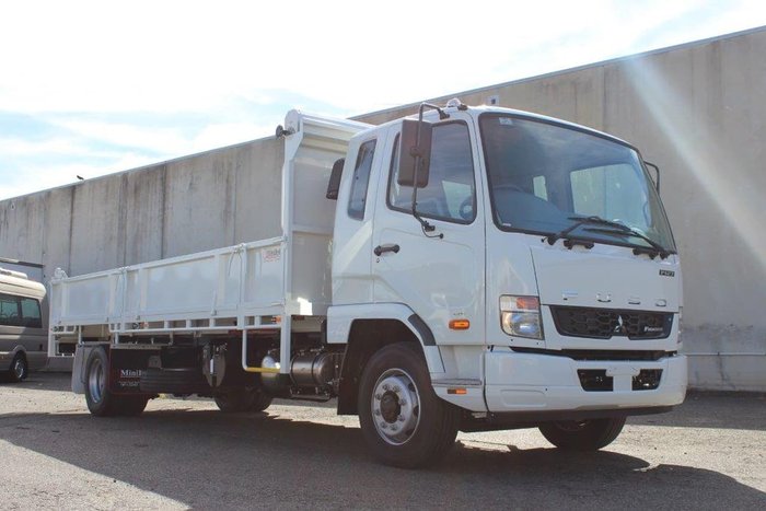 2021 FUSO FIGHTER 1427 White