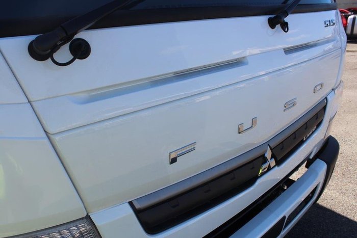 2021 FUSO CANTER 515 White