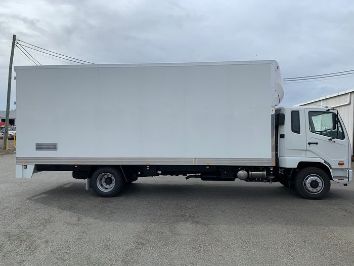2021 FUSO FIGHTER 1227 White