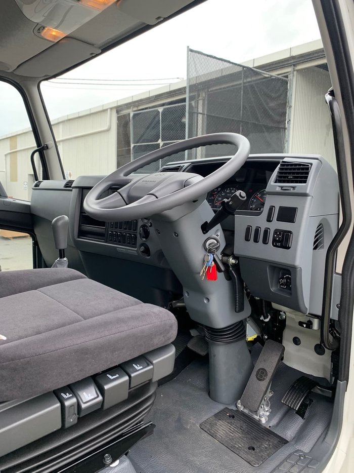 2021 FUSO FIGHTER 1227 White