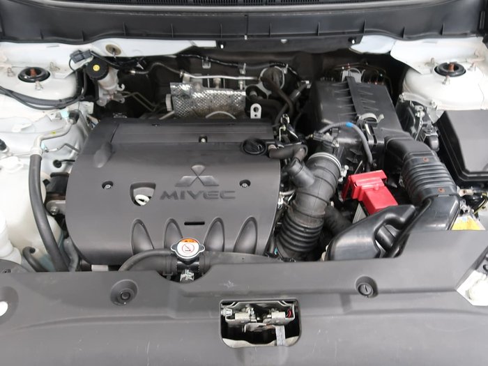 2014 Mitsubishi ASX XLS XB MY15 White