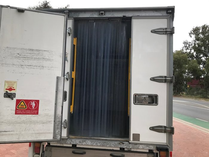 2016 FUSO FEB21E White