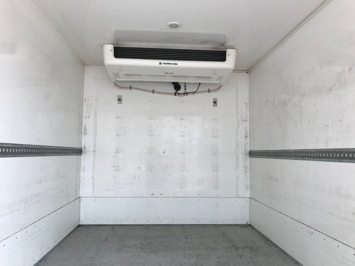 2016 FUSO FEB21E White