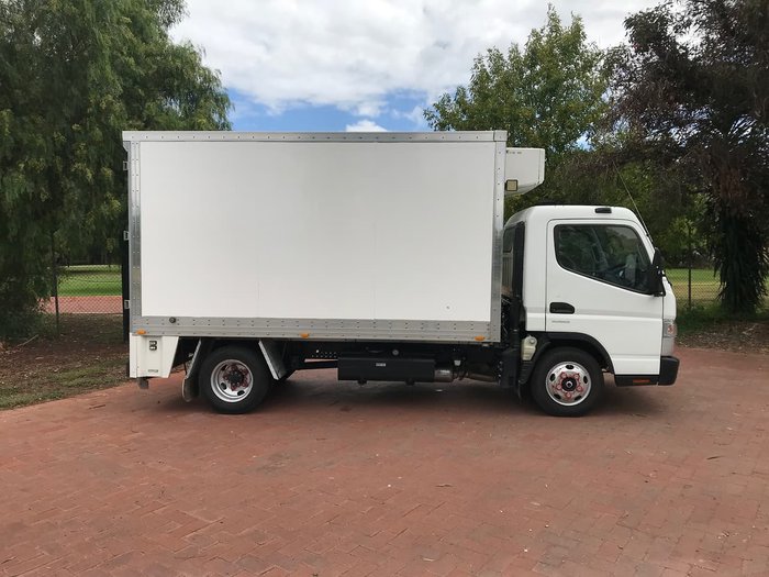 2016 FUSO FEB21E White
