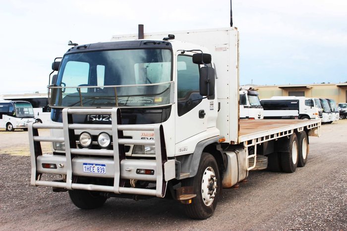 2002 ISUZU FVL1400 WHITE