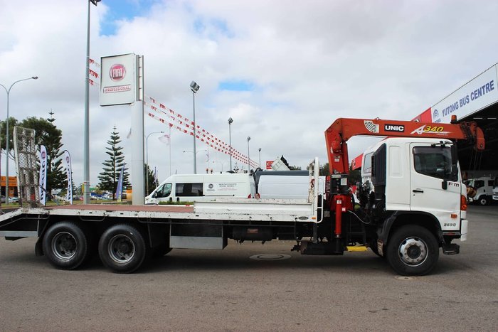 2010 HINO FM 2630 WHITE